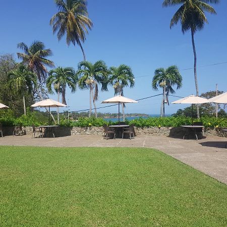 Mount Irvine Bay Resort Black Rock 外观 照片