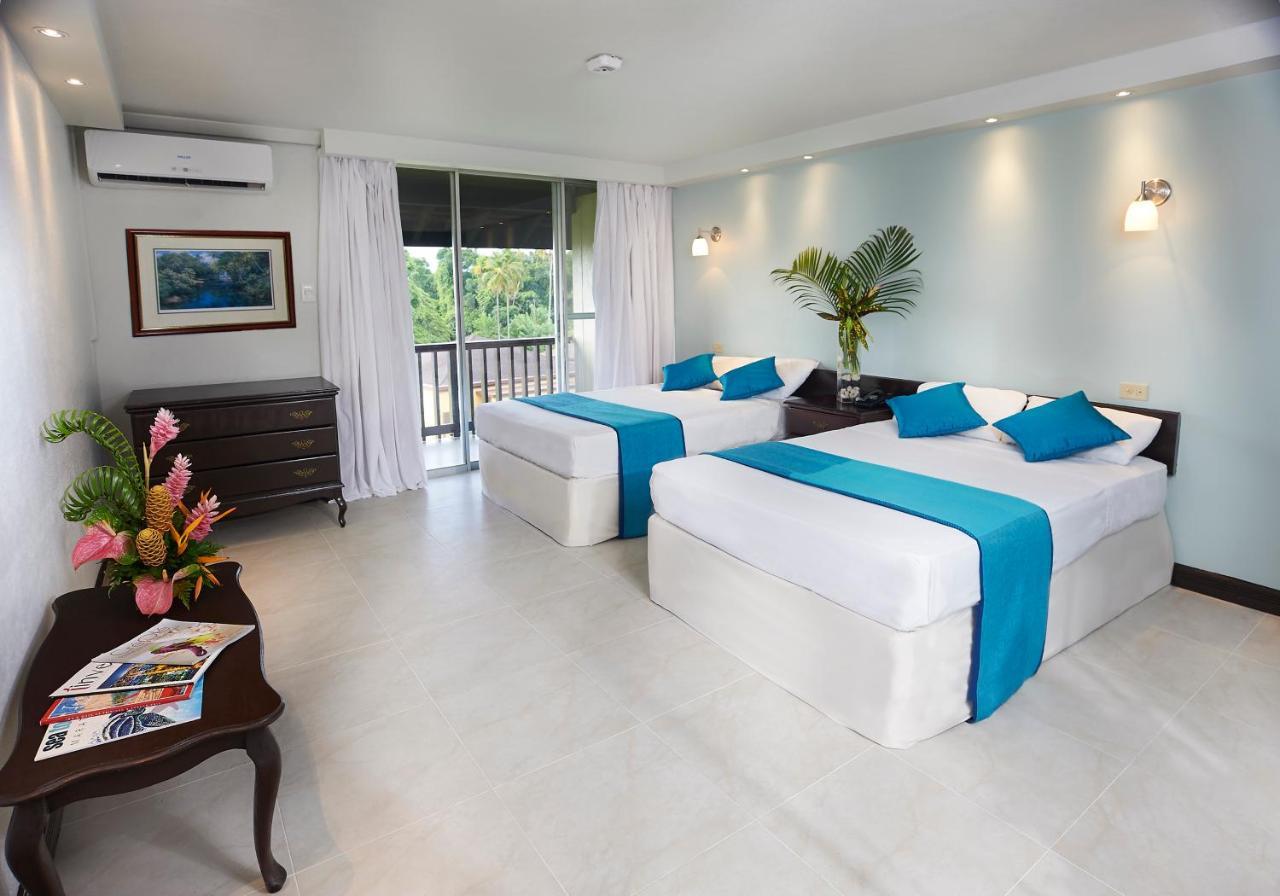 Mount Irvine Bay Resort Black Rock 外观 照片