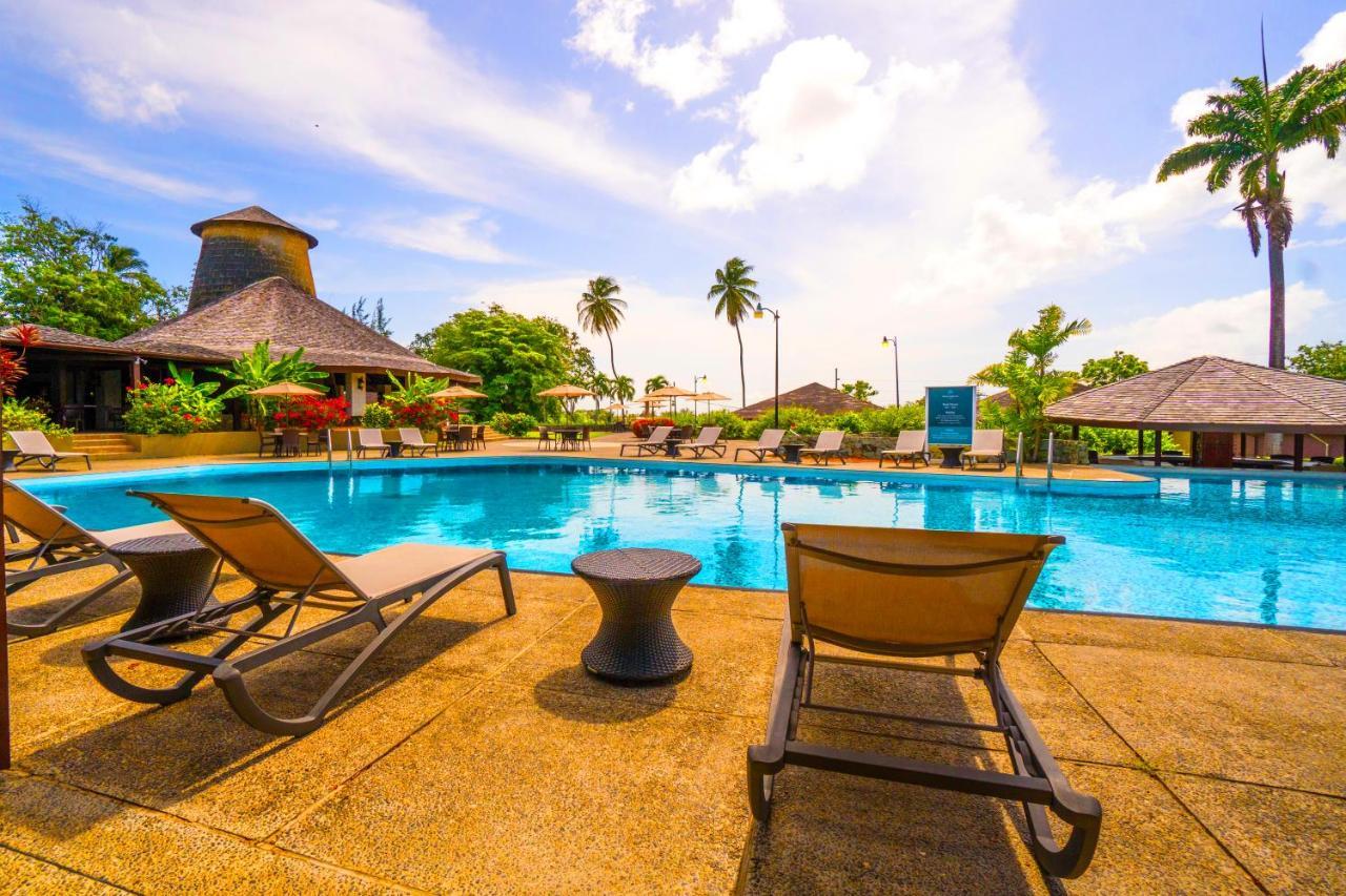 Mount Irvine Bay Resort Black Rock 外观 照片